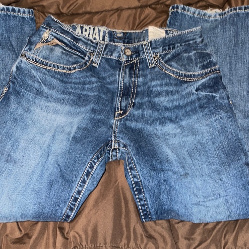 32/30 Ariat Denim Low rise Boot Cut Jeans